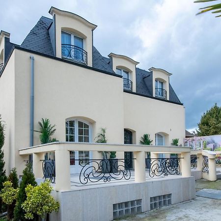 Appartement Emeraude - Paris A 13 Minutes Deuil-la-Barre Екстер'єр фото